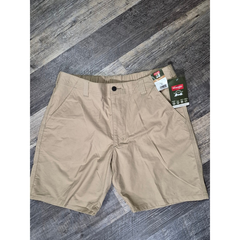 Wrangler Outdoor Performance Shorts Mens 36 Khaki Relaxed Fit NW992TV New